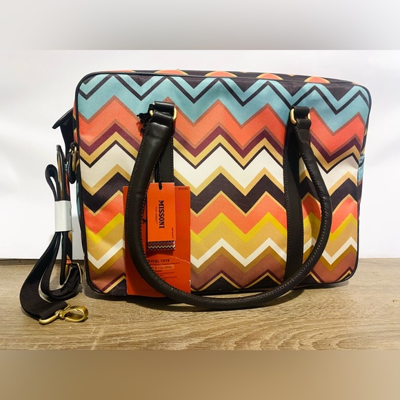NWT Missoni x Target zig zag printed nylon tote bag w/crossbody strap - Picture 3 of 10